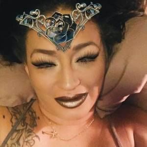 Meet your Posher, Bibi